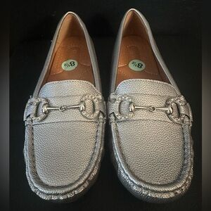 Elegant Silver Textured Loafers